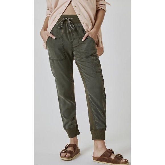 Anthropologie Pants - BY ANTHROPOLOGIE The Normad High Rise Jogger Size S